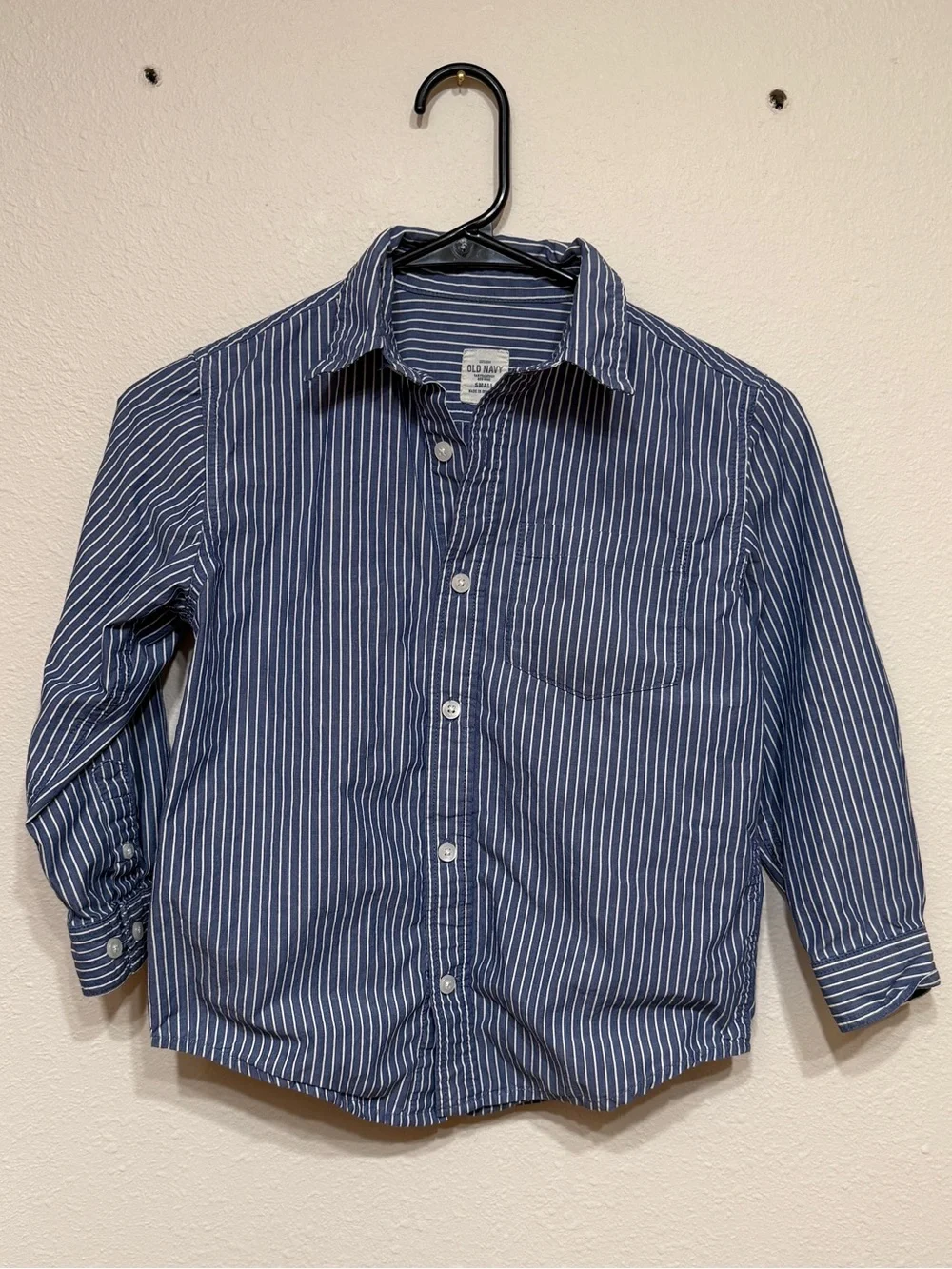 Old Navy Blue & White Striped Button-Down Shirt - Kids